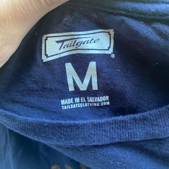 UNIVERSITY of Notre Dame Physical Education Tee Size M - Picture 3 of 3